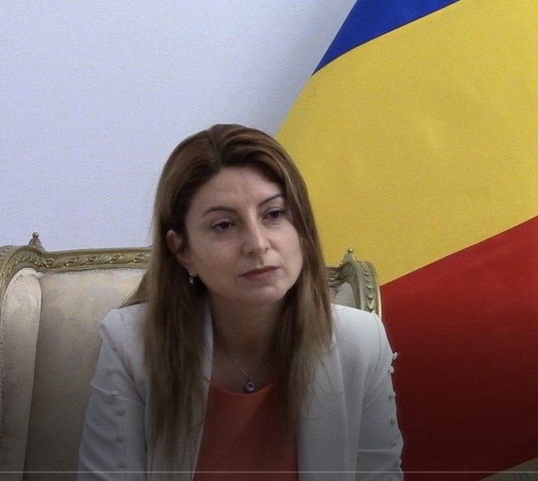  Camelia Ion-Radu, embajadora de Rumania en Perú