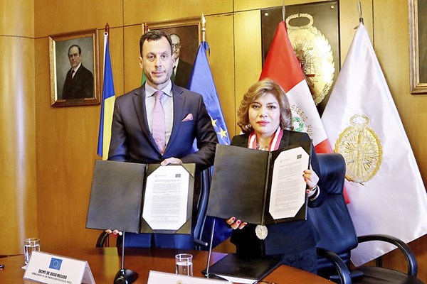  UE y Fiscalía Peruana firman acuerdo de cooperación contra el delito