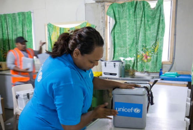  UNICEF participa del lanzamiento del plan de distribución de vacunas de mecanismo COVAX